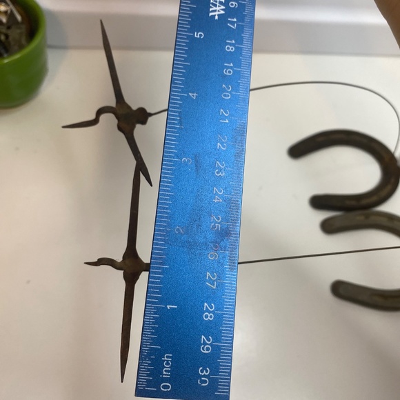 Set Of 2 Vintage Bird on Wire Sculpture Horseshoe Art - Picture 12 of 12